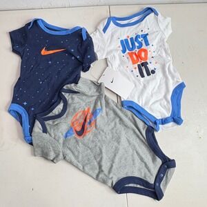Nike Baby Boys 3 Piece Bodysuit Set Just Do It Star Print Basketball Size 6M